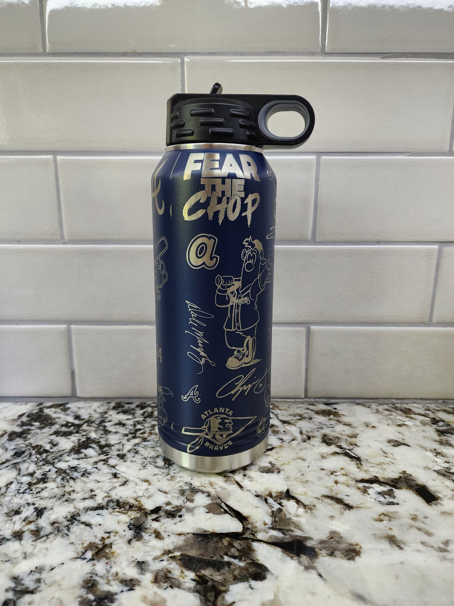 32OZ Polar Camel Atlanta Braves Blue water bottle