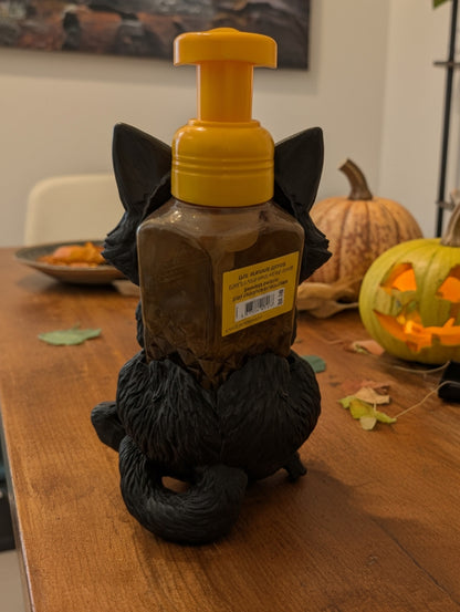Black Cat Pumpkin Soap Holder, Halloween Spooky Bathroom Decor (Bath & Body Works)